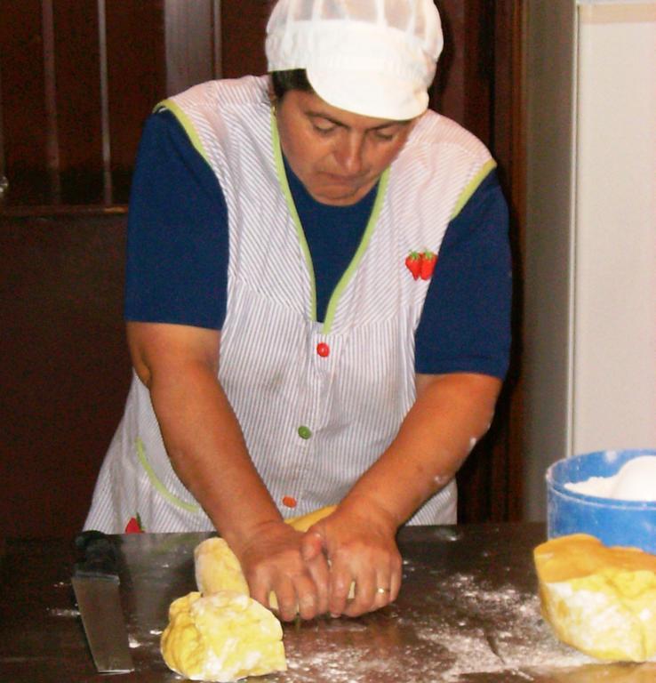Отель Agriturismo Lu Formaggio Castelli Экстерьер фото